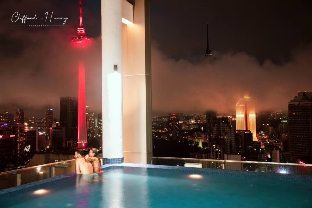The Colony By Infinitum Best Pool View Klcc Trx Merdeka 118 Kl Tower クアラルンプール エクステリア 写真
