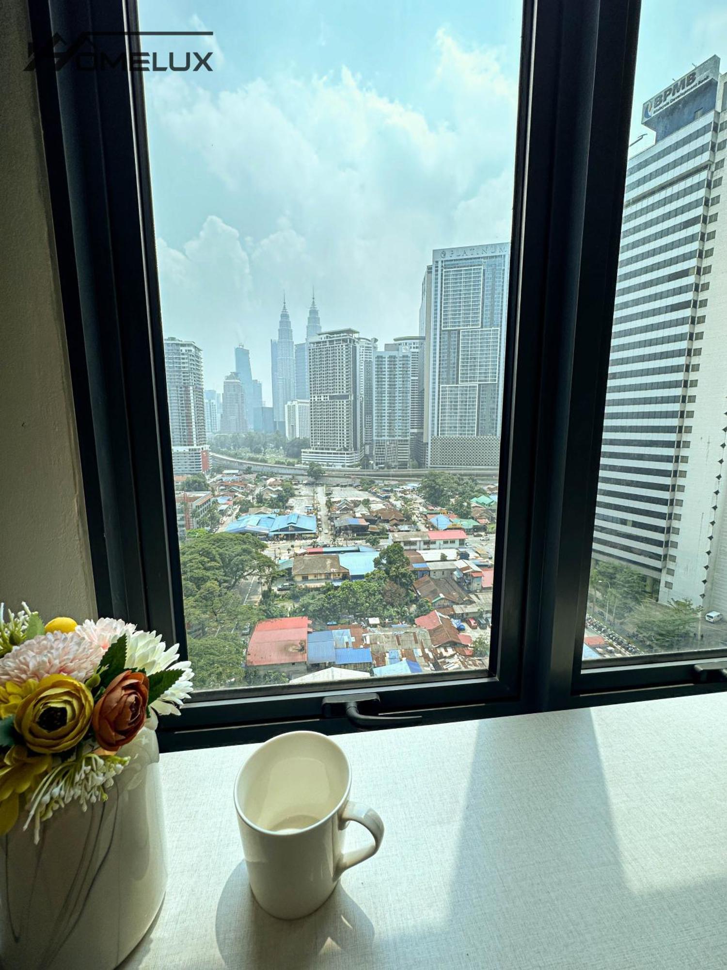 The Colony By Infinitum Best Pool View Klcc Trx Merdeka 118 Kl Tower クアラルンプール エクステリア 写真